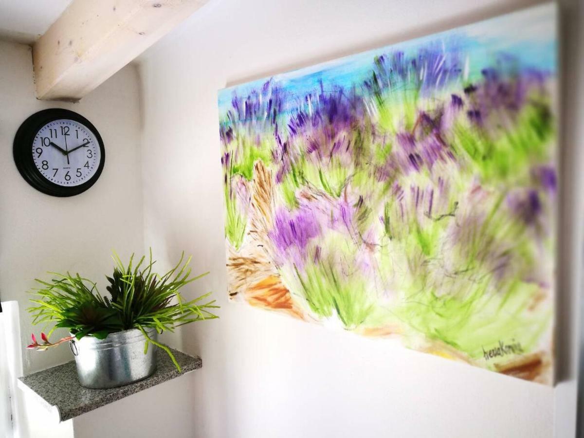 Cres Art Studio Kuning Apartment المظهر الخارجي الصورة