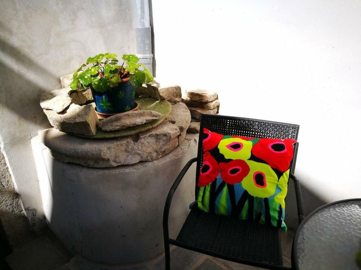 Cres Art Studio Kuning Apartment المظهر الخارجي الصورة
