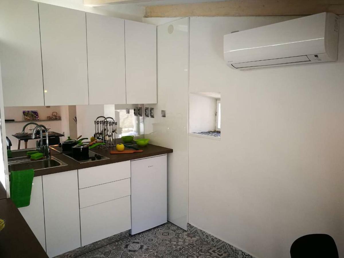 Cres Art Studio Kuning Apartment المظهر الخارجي الصورة